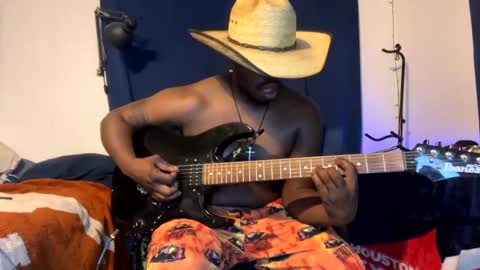 MrPirated online show from January 23, 4:09 am