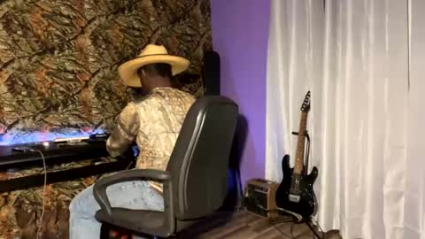 MrPirated online show from December 21, 12:53 am