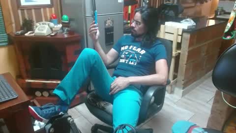 Dr  Simon online show from January 8, 6:20 pm