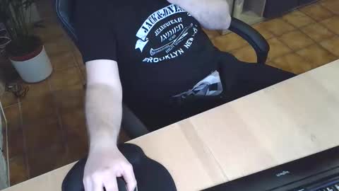 drake_0088 online show from February 13, 3:50 pm