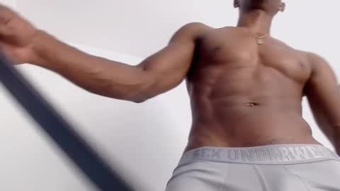 Drake 23 online show from October 30, 1:45 pm