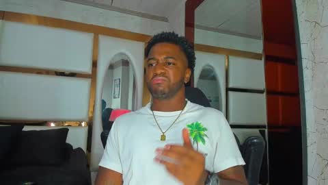 Snapshot of drake_nassir4 chatting on March 2, 3:20 pm ---Drake--- online show from March 2, 3:20 pm