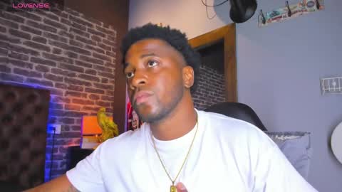 Snapshot of drake_nassir4 chatting on March 6, 3:13 pm ---Drake--- online show from March 6, 3:13 pm