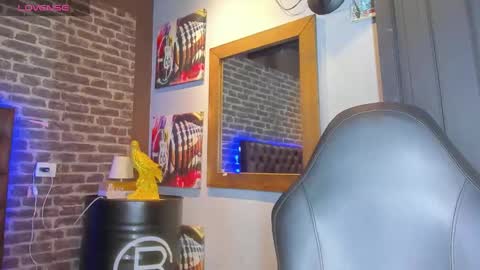 Snapshot of drake_nassir4 chatting on September 13, 6:09 pm ---Drake--- online show from September 13, 6:09 pm