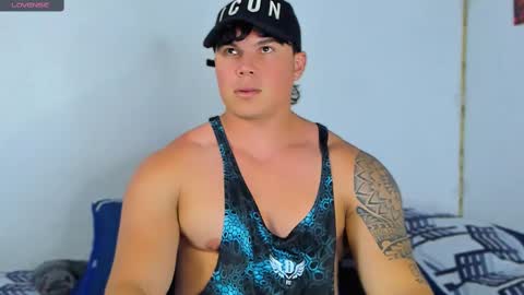 Snapshot of drake_xion1 chatting on February 20, 10:37 pm drake_xion1 online show from February 20, 10:37 pm