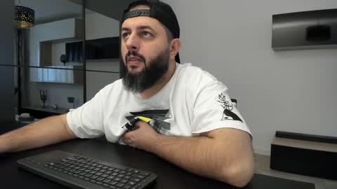 DravenPeak online show from November 27, 10:52 am