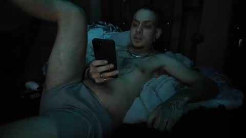 drippydavee online show from January 18, 1:40 am