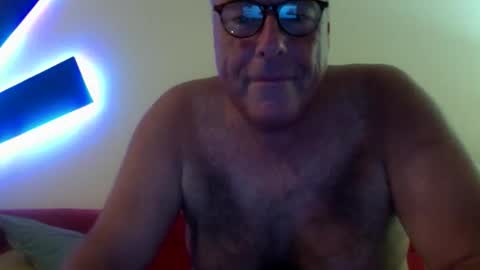 drummersrock92118 online show from April 6, 4:46 am