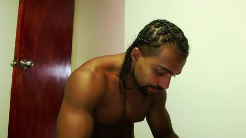 S.K..maorisa98 VIDEOS SEXHARD PPBOY 55TASTEPROTEIN online show from October 6, 1:16 pm