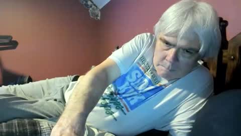 Doug online show from March 25, 2:04 am