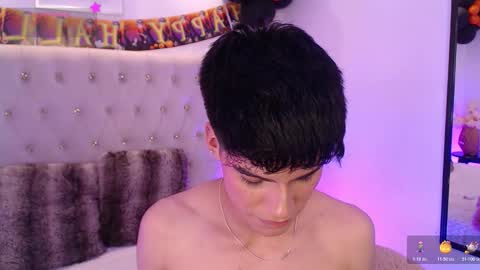 Dulcey online show from October 19, 5:56 am