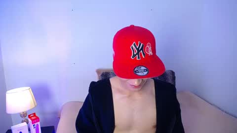 Dulcey online show from October 3, 4:17 am