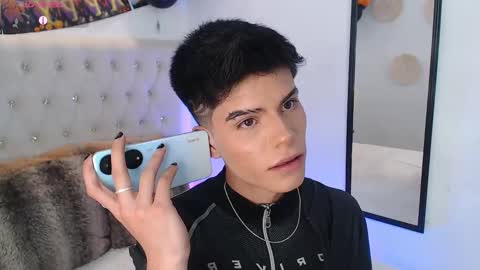 Dulcey online show from October 12, 4:06 am