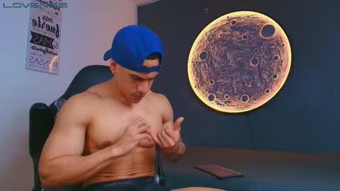 duran_dhikol1 online show from April 21, 2:51 am