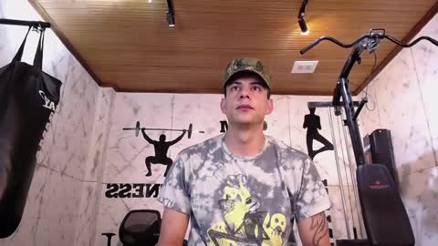 Dustin Sonne online show from December 5, 3:26 am