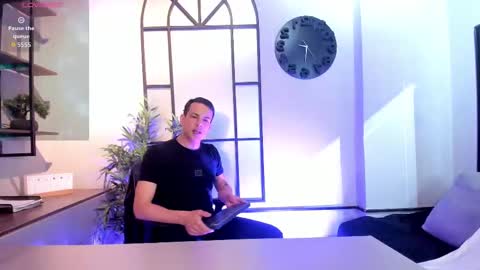 Dustin Sonne online show from September 24, 4:12 am