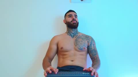 Dustin online show from March 24, 3:22 am