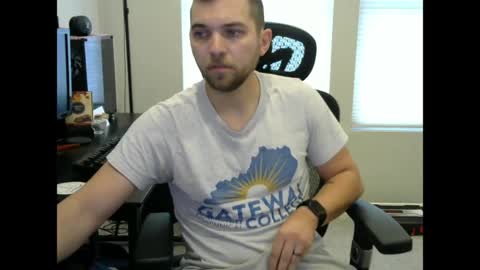 dweeb34 online show from May 22, 2:33 pm