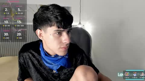 dyla_n18_ online show from April 17, 8:33 pm