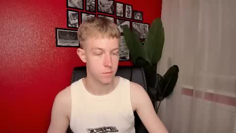 Dylan online show from July 7, 10:52 am