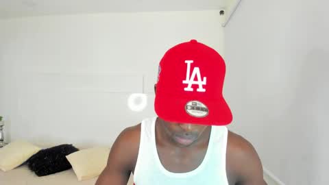 Dylan Taylor online show from January 19, 4:12 am