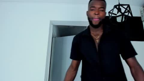 Dylan Taylor online show from October 5, 4:38 am