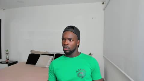 Dylan Taylor online show from February 28, 3:48 am