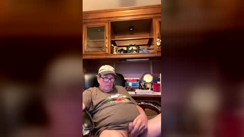 eaglewing10 online show from March 6, 5:43 pm