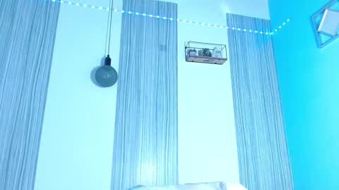 Chris Palaz  online show from November 30, 6:15 am