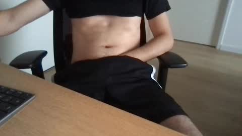 Snapshot of eddy270 chatting on September 20, 5:35 pm eddy270 online show from September 20, 5:35 pm