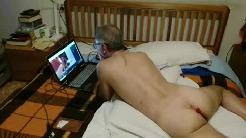 eddy_1968 online show from February 7, 11:24 pm