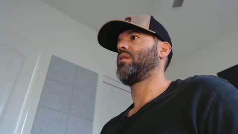 EdgeM online show from February 15, 7:17 pm