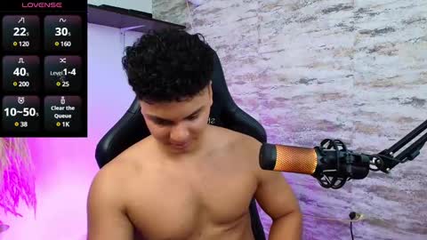 Snapshot of edward__clarck chatting on January 6, 8:50 pm EDWARD CLARCK online show from January 6, 8:50 pm