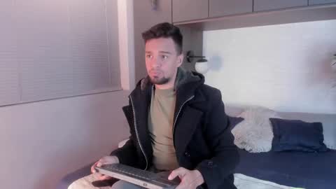 Eduardo online show from March 7, 3:51 am