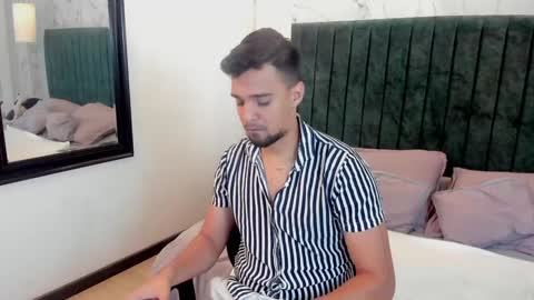 Eduardo online show from January 31, 3:30 am