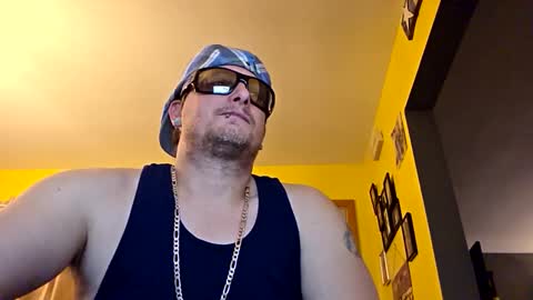 edwardaims_2please online show from November 23, 3:39 am