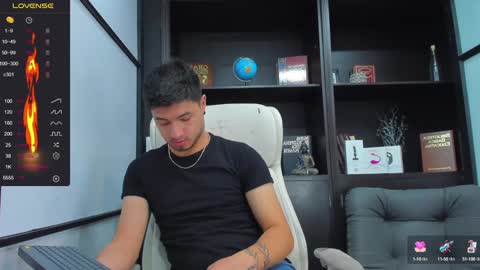 Edward Ross online show from December 4, 8:51 pm