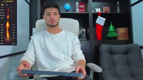 Edward Ross online show from December 19, 8:23 pm