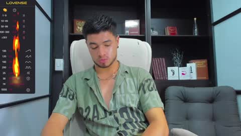 Edward Ross online show from December 12, 8:53 pm