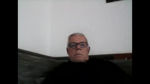 eisbaer1957 online show from November 16, 1:24 pm