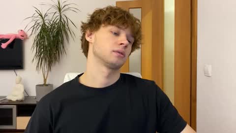 Eitan online show from December 29, 9:17 am