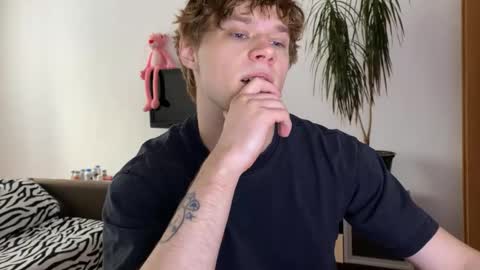 Eitan online show from February 25, 12:24 pm