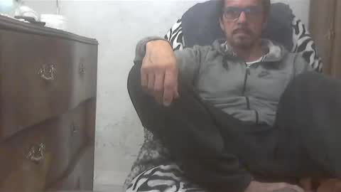 el_principe_veryhot online show from March 12, 7:02 am