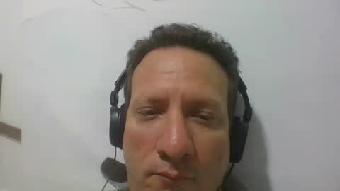 Snapshot of elcamello6 chatting on February 8, 7:48 am elcamello6 online show from February 8, 7:48 am