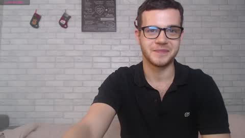 Alex online show from December 22, 9:09 pm