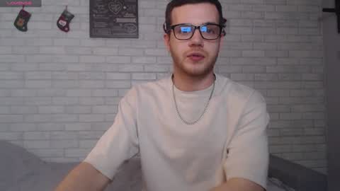 Alex online show from January 3, 7:29 pm