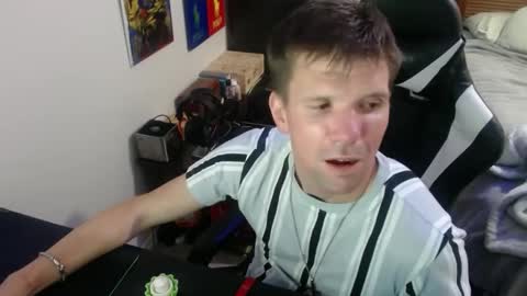 Walker online show from September 19, 4:35 am