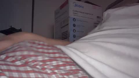 Snapshot of eliexavier123456789 chatting on December 16, 7:15 am eliexavier123456789 online show from December 16, 7:15 am