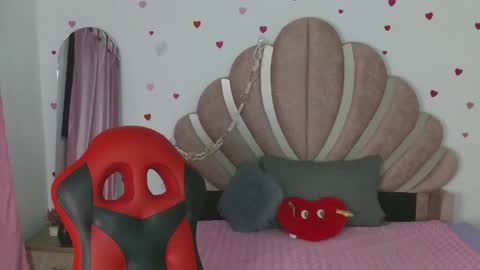 elio_fox online show from April 18, 11:55 am