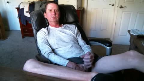 Elk online show from October 12, 4:45 pm